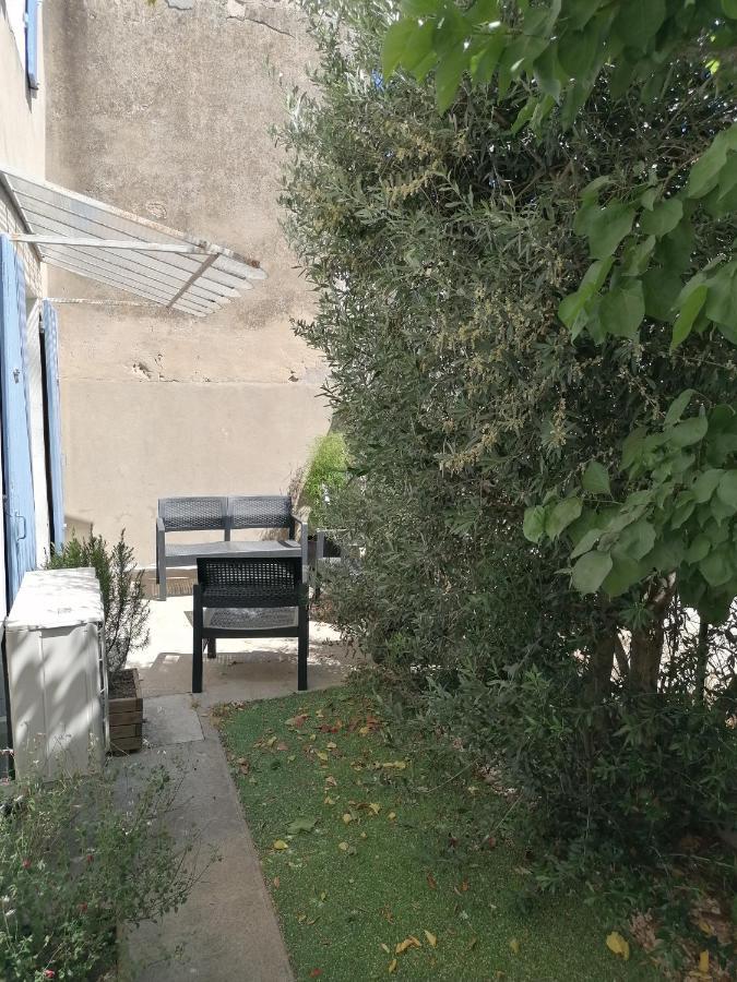Maison De Village Saint-Barthélemy-de-Vals Eksteriør billede